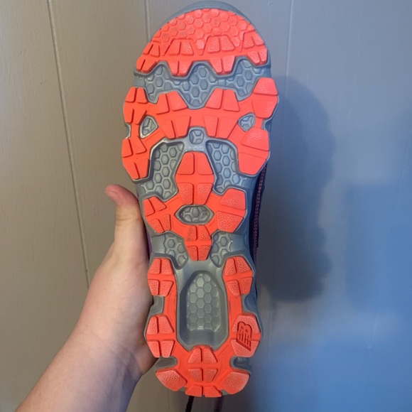 New Balance 750V3 purple & grey lace up athletic running shoe size women’s 9.5 - Picture 6 of 7